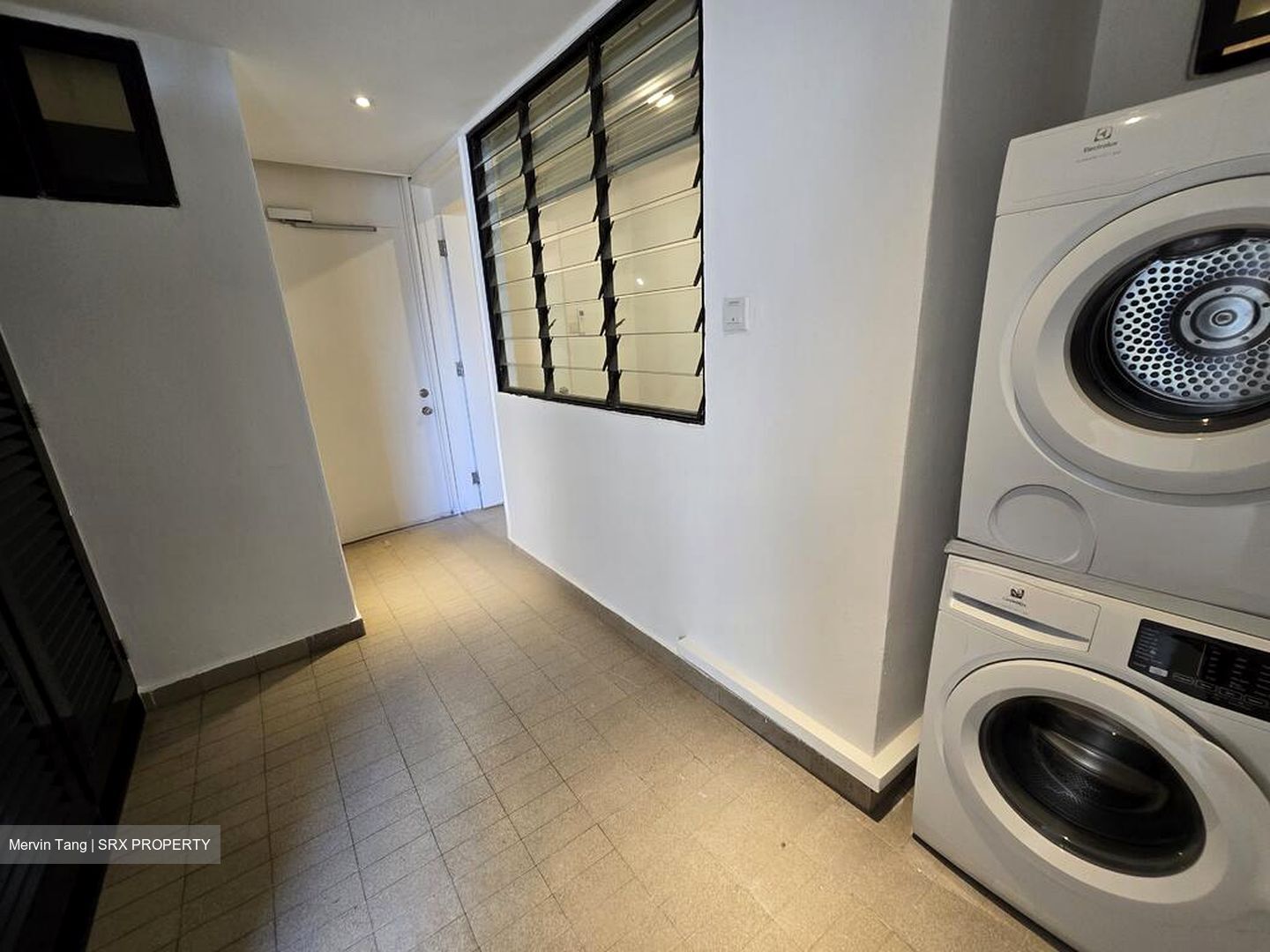 The Colonnade (D10), Condominium #508685081